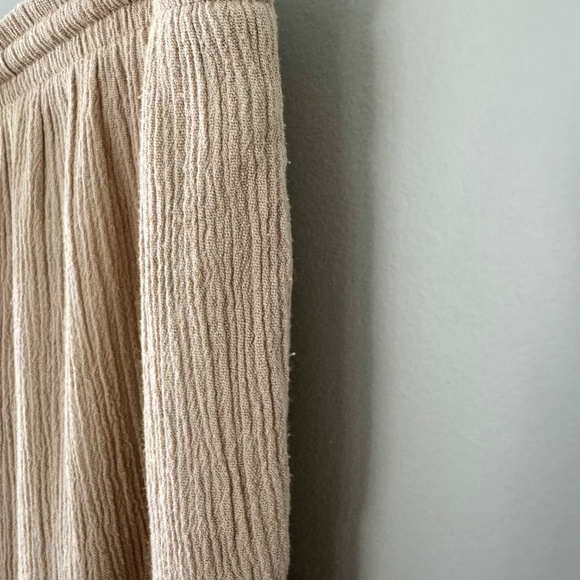 Alfred‎ Dunner Beige Crepe Textured Pants - Picture 4 of 13